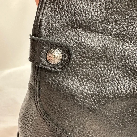 AK Anne Klein like new Black Boots - Picture 7 of 11